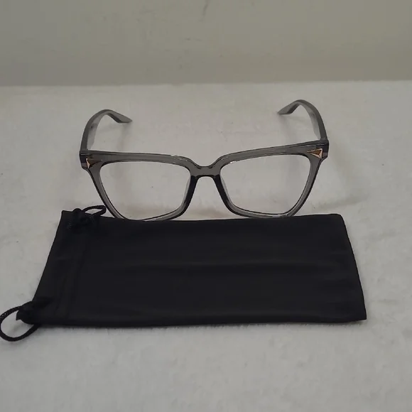 Stylish Black and Gray Women's Glasses - Picture 2 of 4